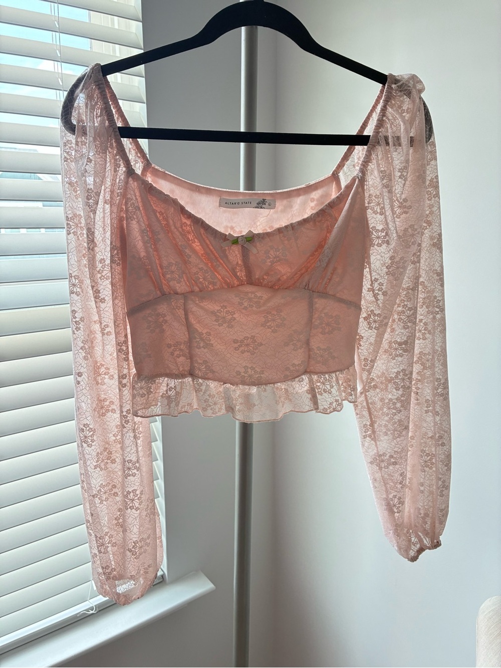 Altar'd State Women's Feminine Pink Lace Floral Crop Top